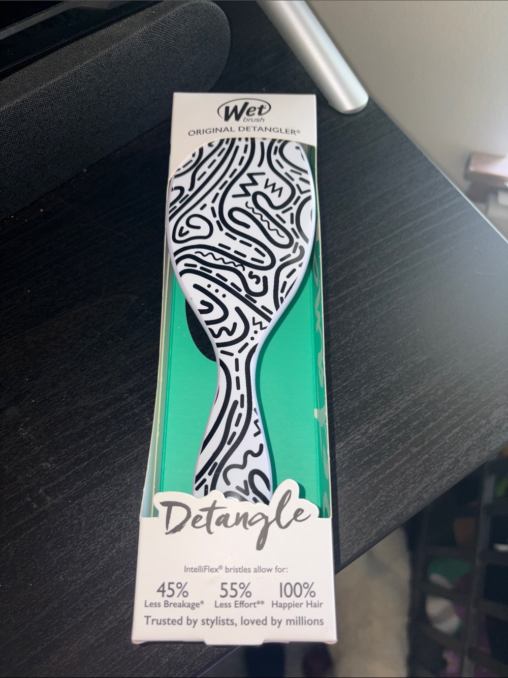Wet Brush Original Detangler - White & Black Pattern